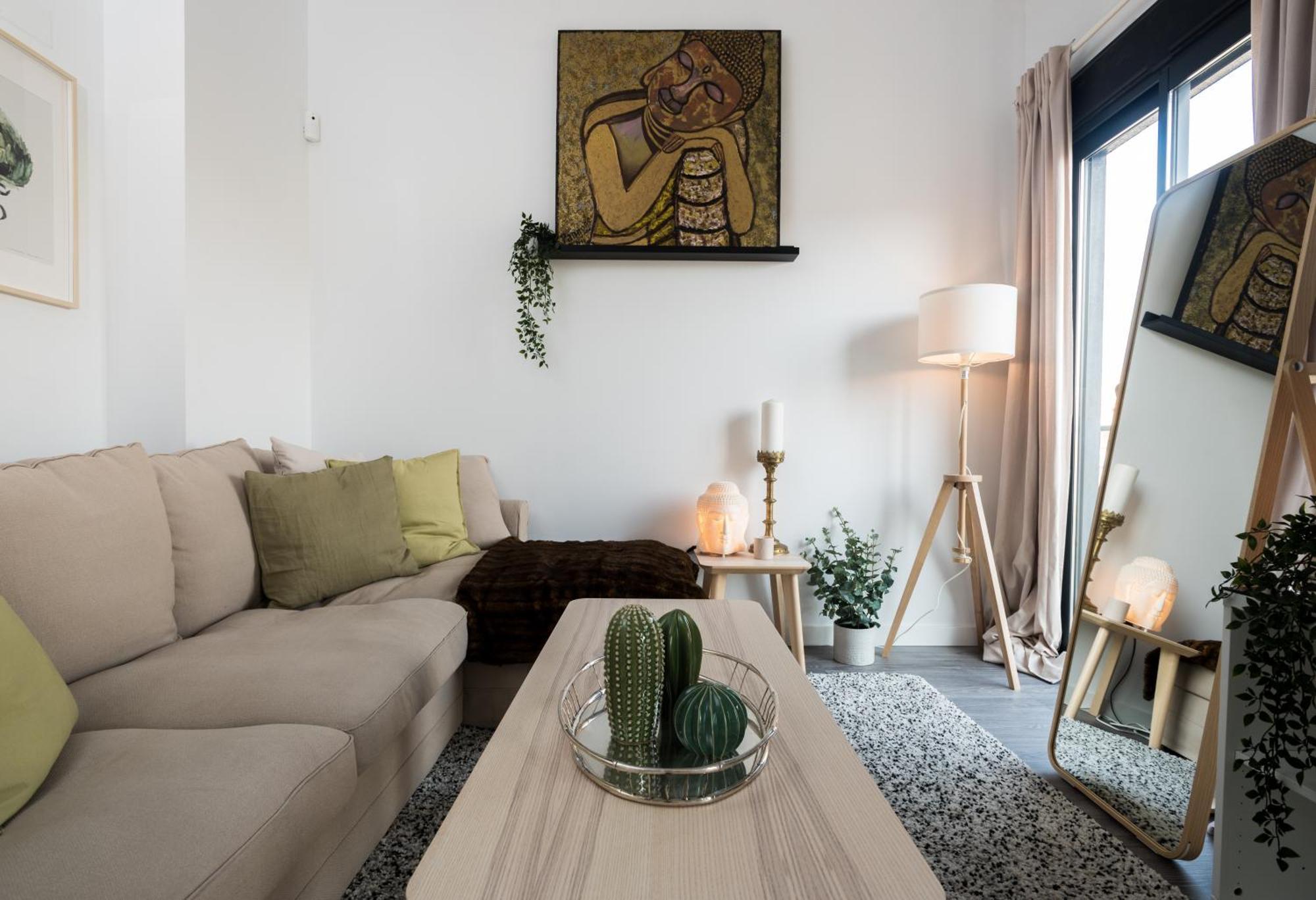 Duplex Buddha Malaga Centro Luaran gambar