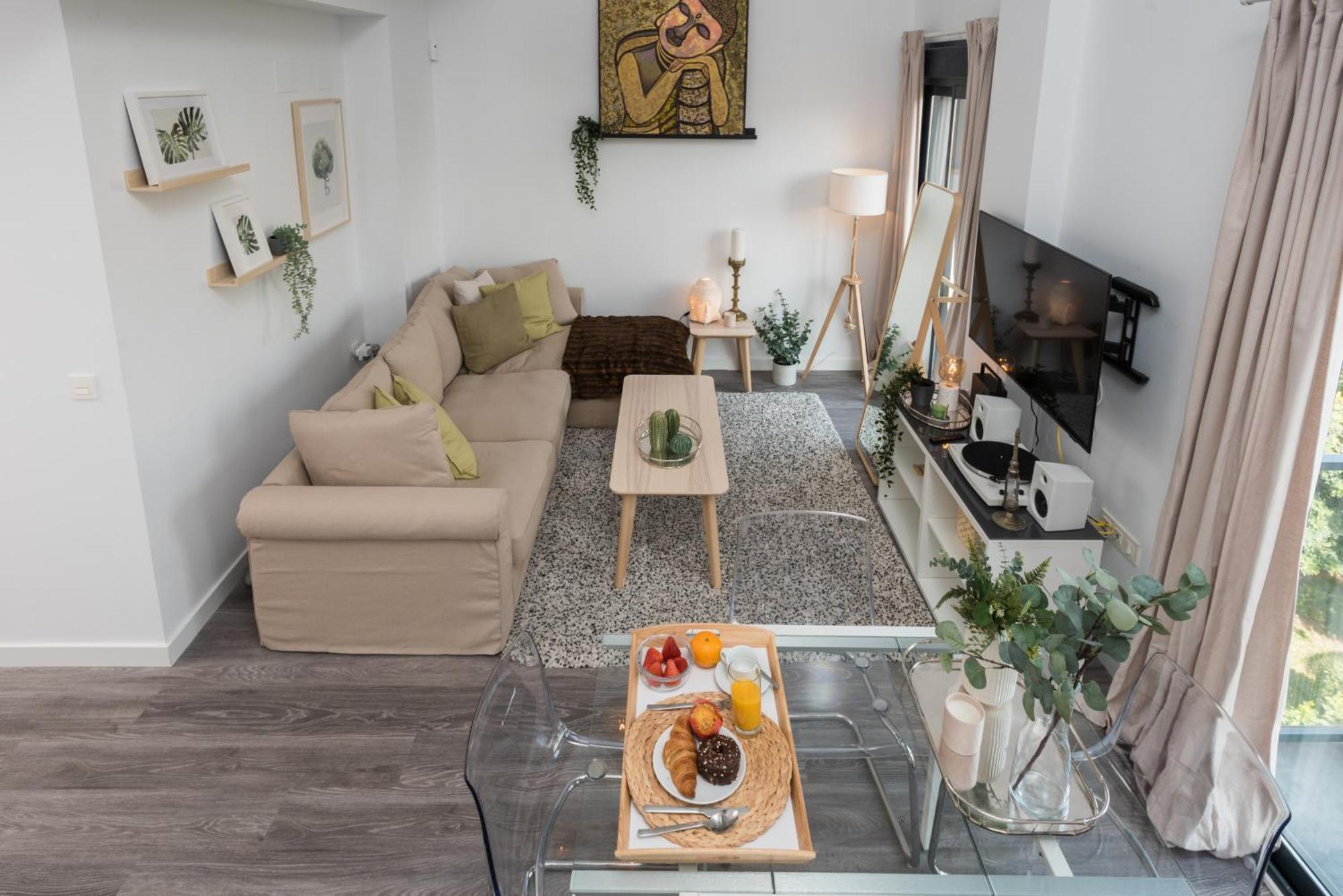 Duplex Buddha Malaga Centro Luaran gambar